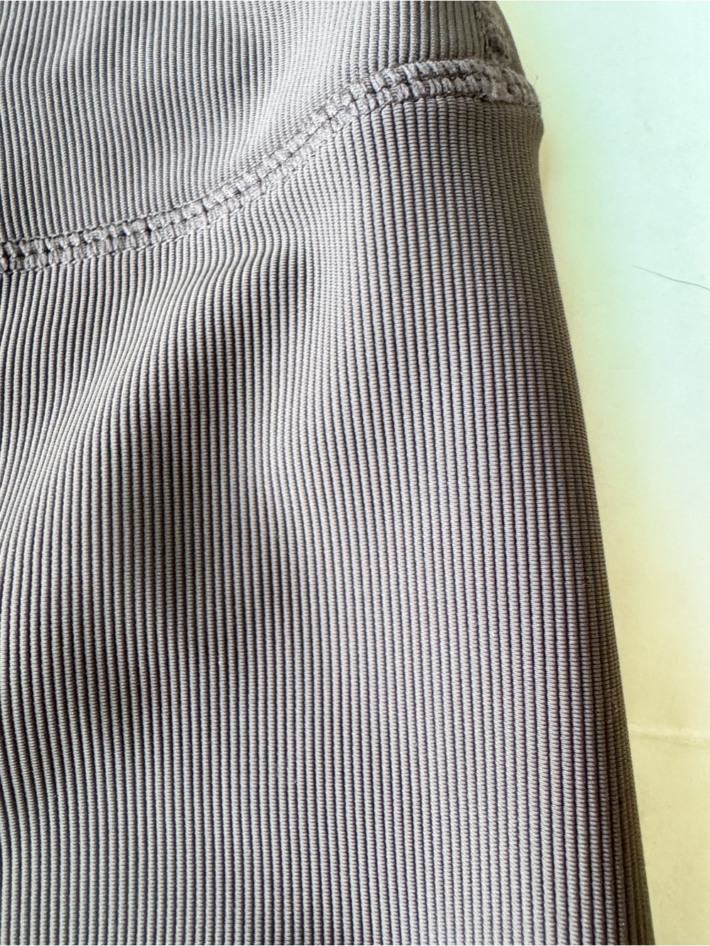 Wilo The Label New High-Rise Ribbed 7/8 Leggings in Chocolate NWT - Picture 5 of 13